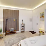 Cozyhome House Apartment