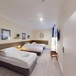 Cozyhome House Apartment *